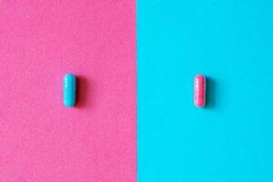 Escapelle vs. EllaOne: którą tabletkę Dzień Po wybrać?