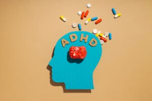 Poznaj ADHD. Dowiedz się czym się objawia i skąd się bierze?
