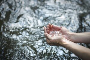 Czym jest cholera? Co warto wiedzieć o tej chorobie? Poznaj informacje!