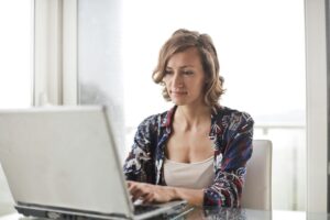 Jak zamówić e-receptę, L4 online i skierowanie na badania przez Internet?