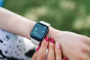 Jak aplikacje mobilne mogą wspierać zdrowy tryb życia?